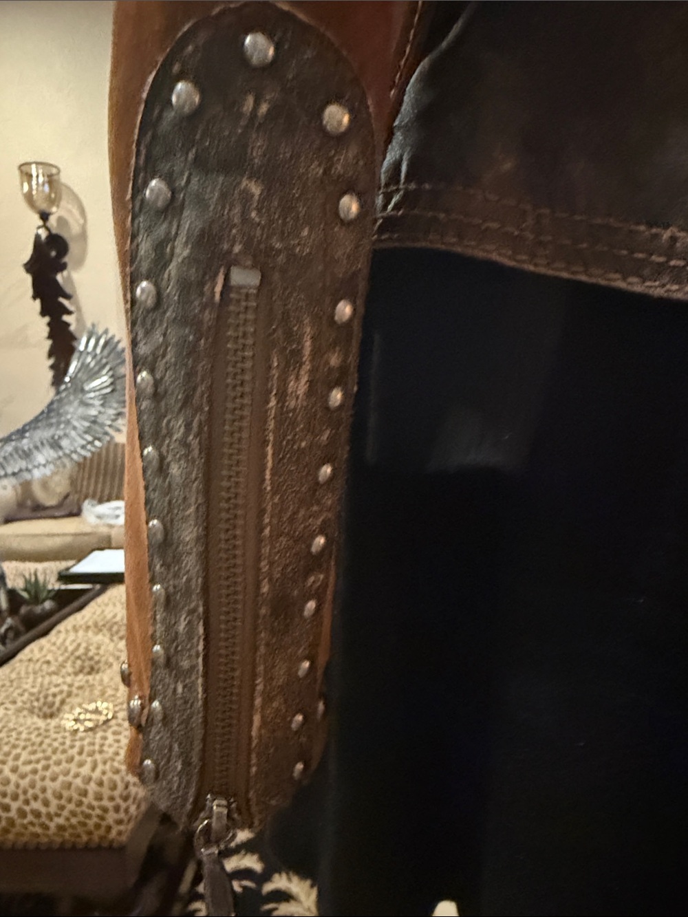 Cripple Creek Suede Western-Style Brown Jacket w/Leather Studded Trim/Concho Bck - Picture 5 of 15